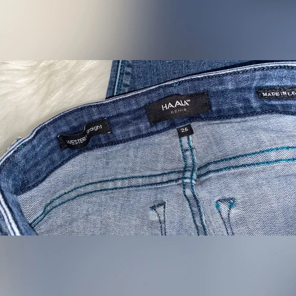VintageHAALAwoman’s westerly straight blue jeans size 25